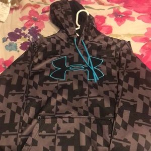 Under armour sweatshirt